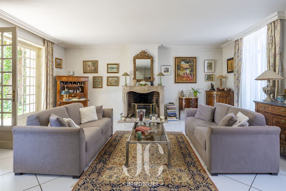 Laura Zajewski Immobilier Agence Immobilière à Saint-Romain-de-Surieu