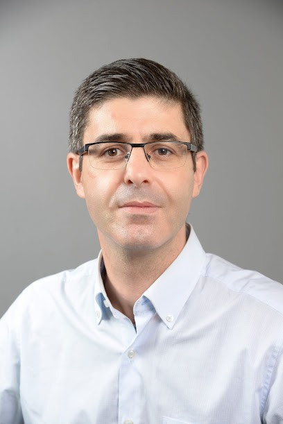 Brahim Benhamouche Iad France, Agence Immobilière à Ivry-sur-Seine