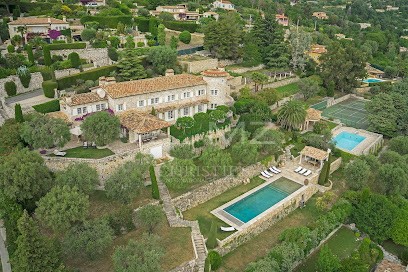 Michaël Zingraf Real Estate | Agence Immobilière Saint-Paul de Vence, Agence Immobilière à La Colle-sur-Loup
