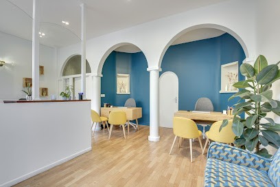 Agence Des Allees, Agence Immobilière à Clichy