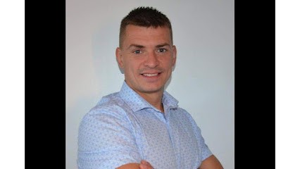 Roland Offer, Agence Immobilière à Saint-Maurice-les-Brousses