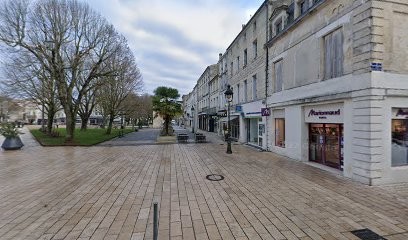 Stéphanie, Agence Immobilière à Rochefort