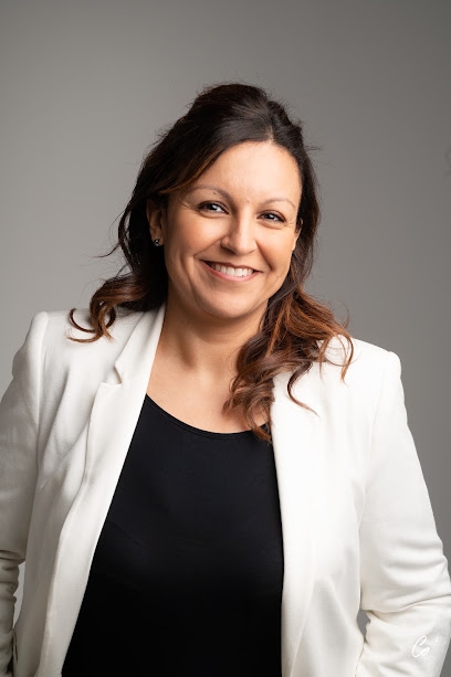 Nora El Ghazal, Efficity Péronnas / Bourg-En-Bresse | Immobilier Agence Immobilière à Péronnas
