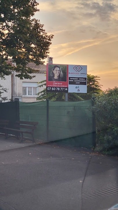 Doriane Wilkesmann-Rossi, Agent Mandataire En Immobilier Agence Immobilière au Luc