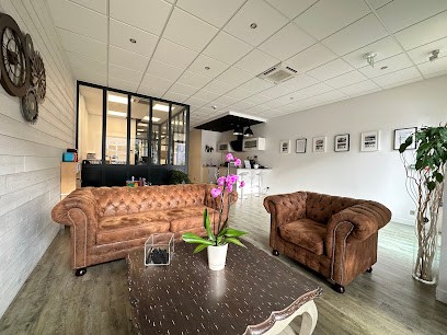 Hello !, Agence Immobilière à Tigery