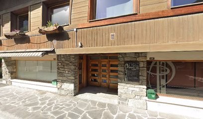 Mountain Base | Knight Frank Les Houches Sales, Agence Immobilière aux Houches