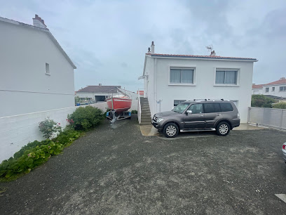 Cathy Alluard Youlive, Agence Immobilière à Saint-Révérend