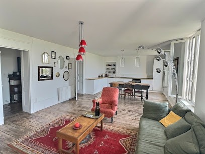 Bénédicte Lachapelle Iad France Rochefort, Conseillère Immobilier & Manager Bronze, Agence Immobilière à Saint-Laurent-de-la-Prée