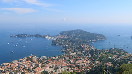 John Taylor Saint-Jean-Cap-Ferrat : Agence Immobilière de Luxe, Agence Immobilière à Saint-Jean-Cap-Ferrat