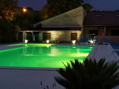 Gites Les Cigalous, Agence Immobilière à Salavas