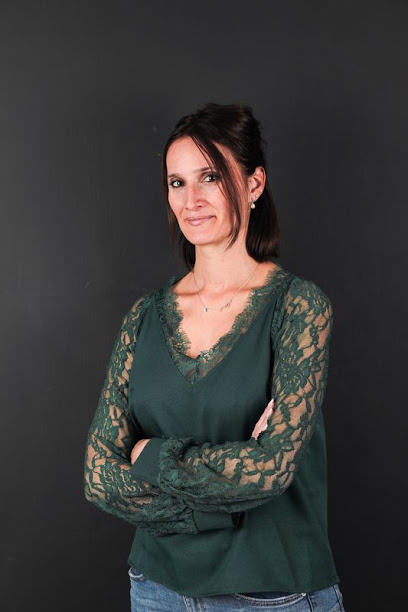 Laure Malras Conseillère En Immobilier Capifrance, Agence Immobilière à Fillière