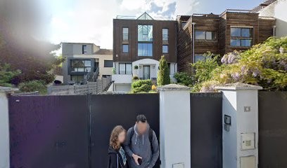 Agence Immobilière FLOORS Suresnes, Agence Immobilière à Suresnes