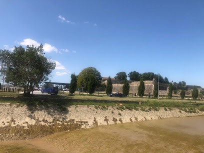 Patrimoine Et Construction Agence Immobilière à Saint-Laurent-Médoc