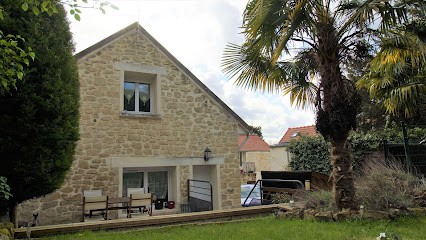 Elodie Puech Conseillère Immobilier IAD France, Agence Immobilière à Luzarches