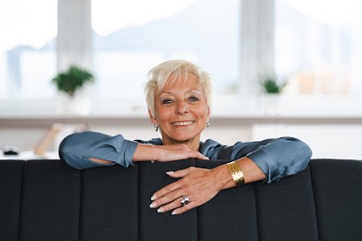 Nadine SIMLER - Consultant immobilier Iad France - Vif, Agence Immobilière au Gua