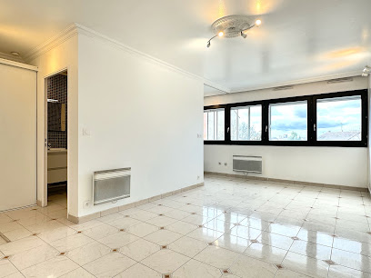 Xianghuang Chen-Iad France Agence Immobilière à la Courneuve
