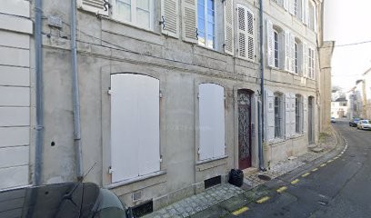 agence centrale immobiliere, Agence Immobilière à Saintes