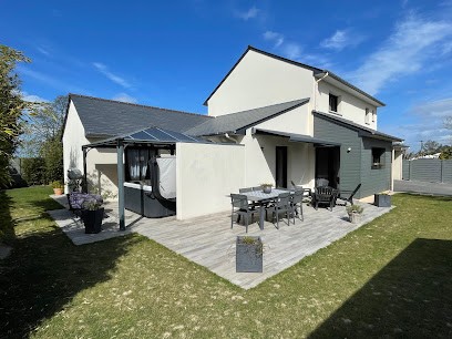 Ugo OGIER - Conseiller Immobilier - IAD Saint-Malo, Agence Immobilière à La Gouesnière