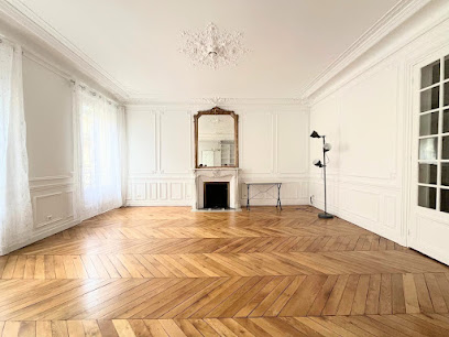 Caroline Allione Bsk Immobilier Agence Immobilière à Bois-Colombes