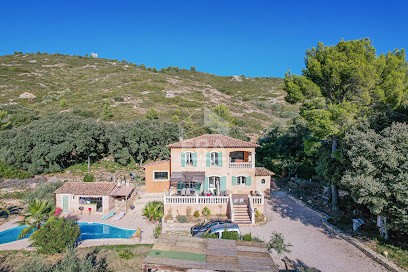 Era Immobilier Quatre Termes, Agence Immobilière à Éguilles