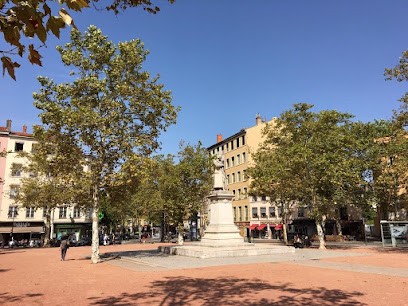 Agence immobilière Laforêt Croix-Rousse, Agence Immobilière à Lyon 04