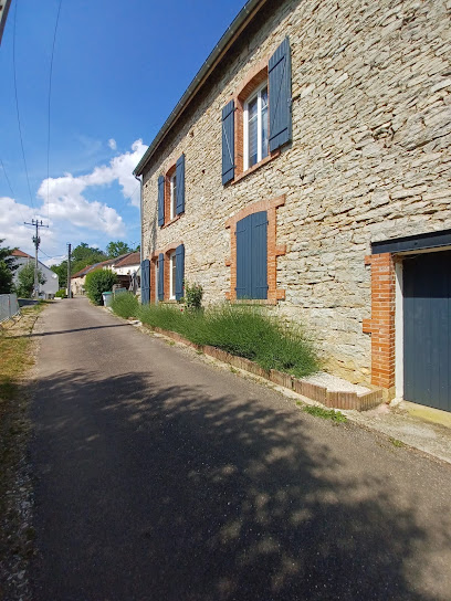 Dijon Immobilier Myriam Montanari Iad France Agence Immobilière à Dijon