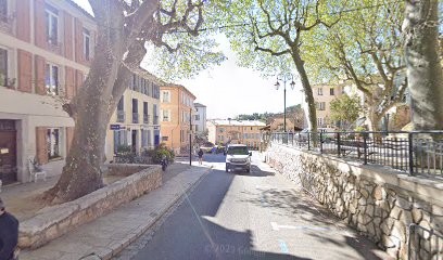 Revimmo, Agence Immobilière à Cotignac