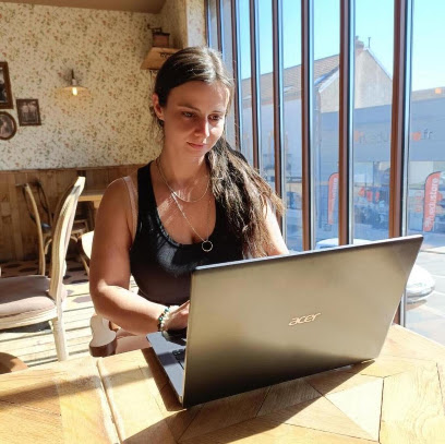Julie Leconte Iad - Conseillère Immobilier Saran Agence Immobilière à Saran