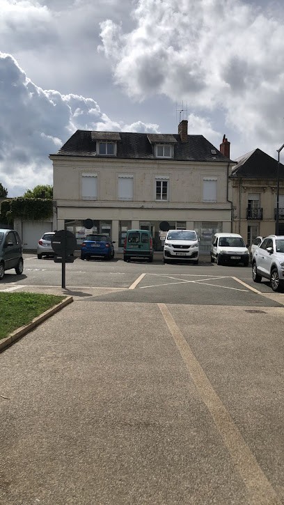 FONCIA | Agence Immobilière | Location-Syndic-Gestion-Locative | Montval-Sur-Loir | Pl Lemonnier, Agence Immobilière à Beaumont-Pied-de-Boeuf