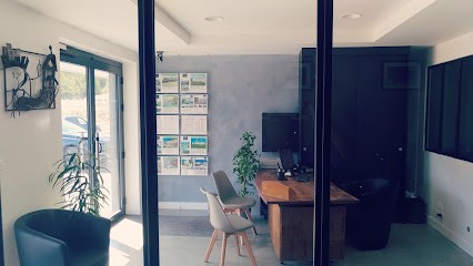 PICTAVE immo LUSIGNAN, Agence Immobilière à Lusignan
