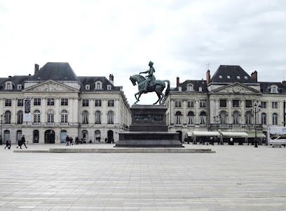 CAPIFRANCE IMMOBILIER TRADITIONNEL ET LUXE-PRESTIGE, Agence Immobilière à Saint-Jean-le-Blanc