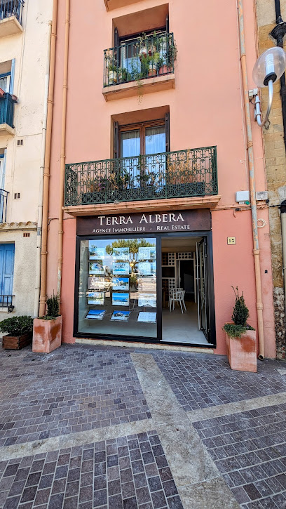 Terra Albera - Agence Immobilière - Real Estate - Collioure Agence Immobilière à Collioure