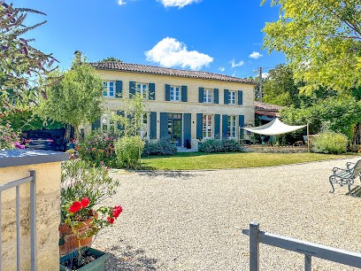 Julie Hill LEGGETT IMMOBILIER MATHA et Charente Maritime, Agence Immobilière à Mons