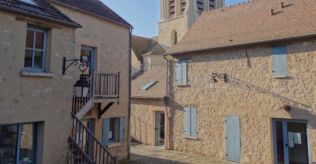 Linda Charlier Conseiller Immobilier Capifrance Chavenay, Agence Immobilière à Chavenay