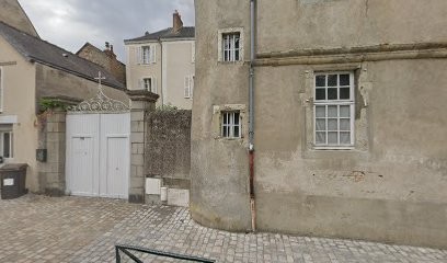 Roze Louis Antoine, Agence Immobilière à Laval