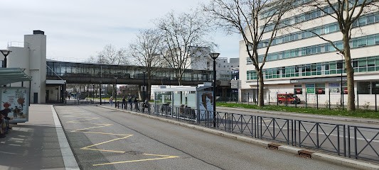 Agency SAINT QUENTIN EN YVELINES, Agence Immobilière à Montigny-le-Bretonneux