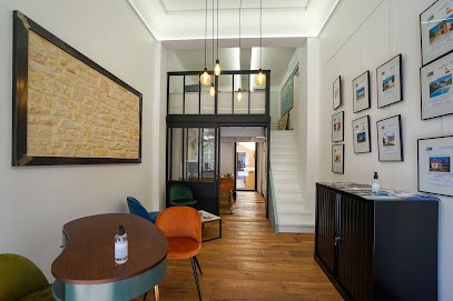 Agence Immobilière Sanfourche-Peiro, Agence Immobilière à Sarlat-la-Canéda