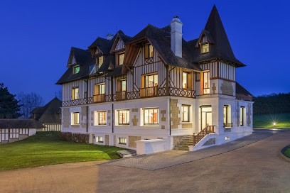 Ivan Ballini Estates, Agence Immobilière à Tourgéville