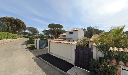 Moncomble Cedric, Agence Immobilière à Roquebrune-sur-Argens