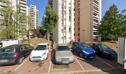 Syndicat De Coprop 6 Pl Giraudoux, Agence Immobilière à Créteil