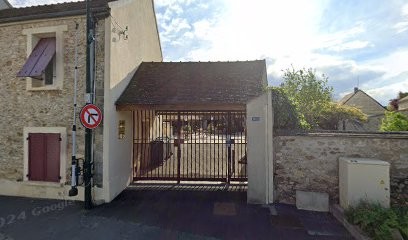 BOUZIGUES CORP, Agence Immobilière à Réau