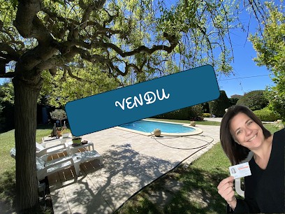 Angélique LAMBERT Iad France Votre Conseillère En Immobilier, Agence Immobilière à Eyguières