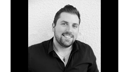 Marc Plisson - Immobilier Haut Médoc - IAD France, Agence Immobilière à Margaux-Cantenac