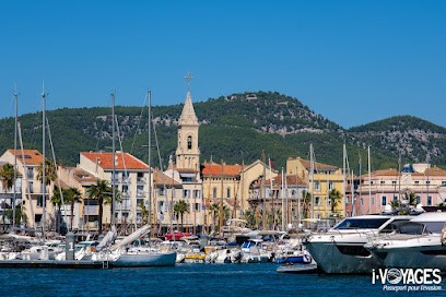 Mélanie CLEMENT IAD France, Agence Immobilière à Sanary-sur-Mer