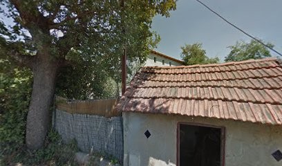 Laure Cuvillier pour Grosfillex, Agence Immobilière à Sanary-sur-Mer