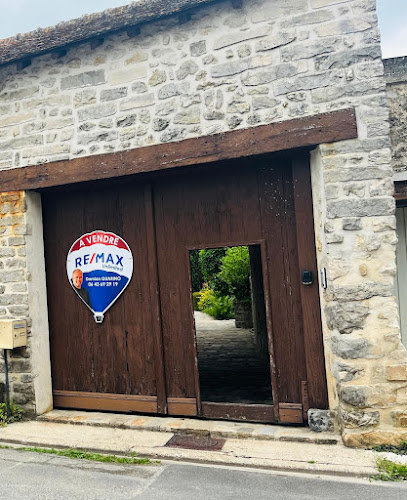 Damian Re/Max Agence Immobilière au Coudray-Montceaux