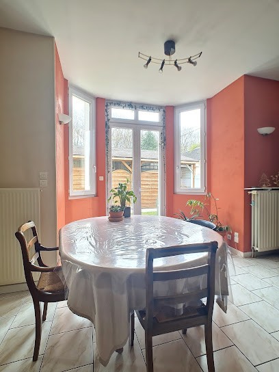 Mickael Skowronski, Negociateur Immobilier , Bourges, Plaimpied Et Environs, Agence Immobilière à Plaimpied-Givaudins