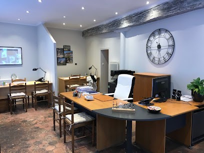 Agence De La Halle, Agence Immobilière à Égreville