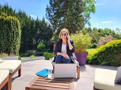 Virginie Goasdoué Conseillière immobilier 77610 et ses alentours - iad France ️ ️ ️ ️ ️, Agence Immobilière à Fontenay-Trésigny