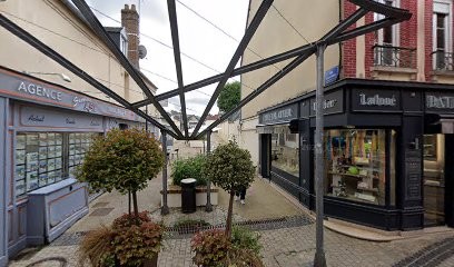 real estate agency services eagle, Agence Immobilière à L'Aigle